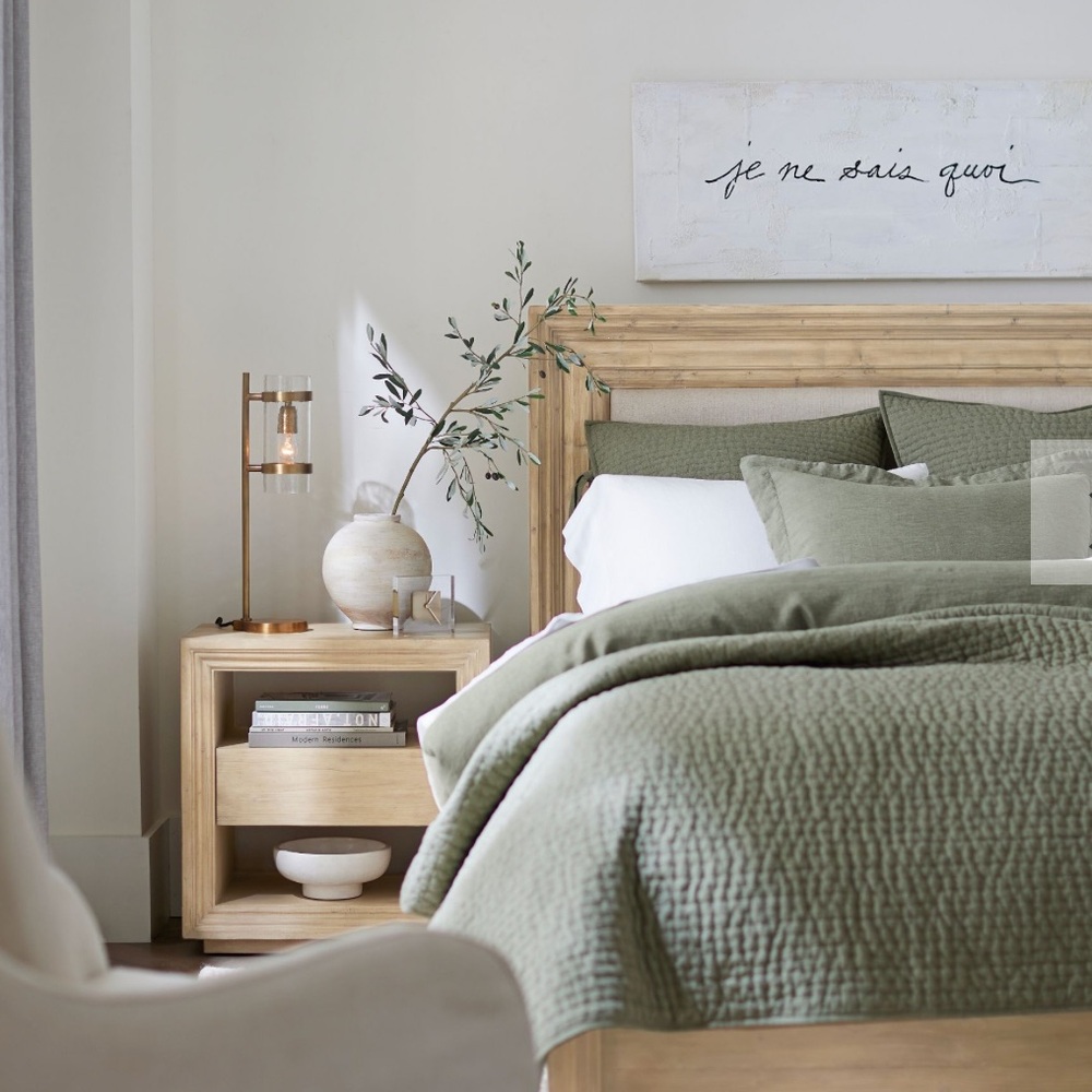 COPY - 😍Pottery Barn Pick-Stitch Handcrafted Cotton Linen
Quilt & 1 matching sh…